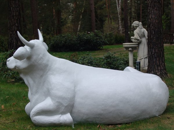 Kuh, Kuhbank, "Luise von der Alm", weiß, 225cm, / Sitzfläche belastbar bis 185kg / HAEIGEMO