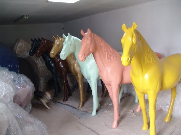 Pferd, "Beauty", in verschiedenen Farben möglich, belastbar , 220cm, HORSE