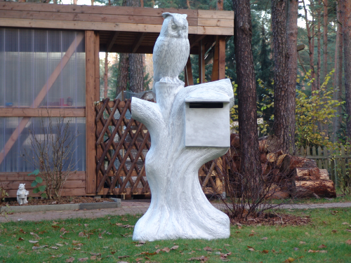 Eule, "Hedwig" mit Briefkasten auf Baumstamm, 205cm HAEIGEMO
