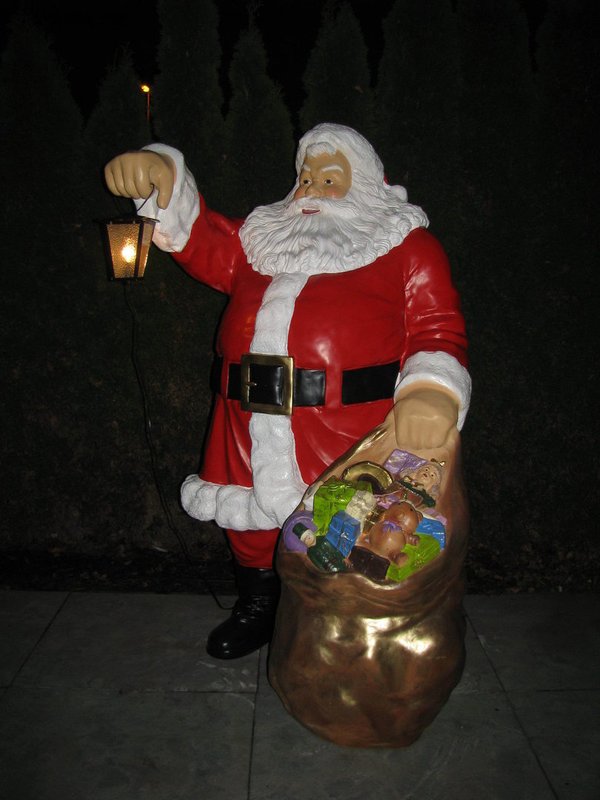 Weihnachtsmann, stehend mit Sack und Lampe, 185cm