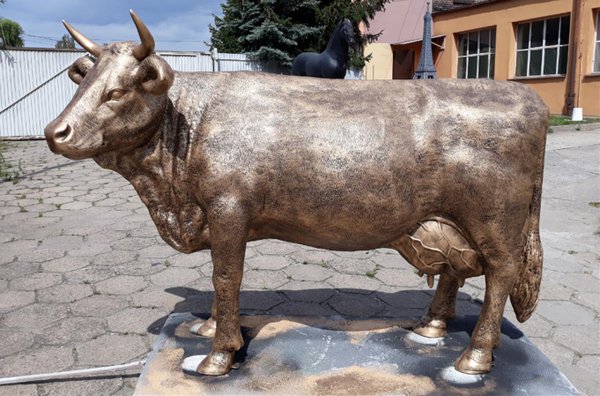 Kuh, "Brunhilde von der Alm", bronzefarben lackiert, 220cm, HAEIGEMO